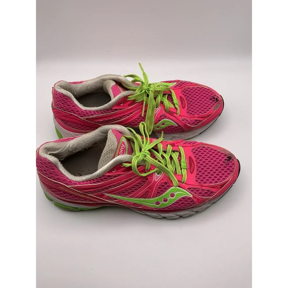 Saucony Guide Womens 9.5 Pink Green Running Shoes Athletic Sneakers
